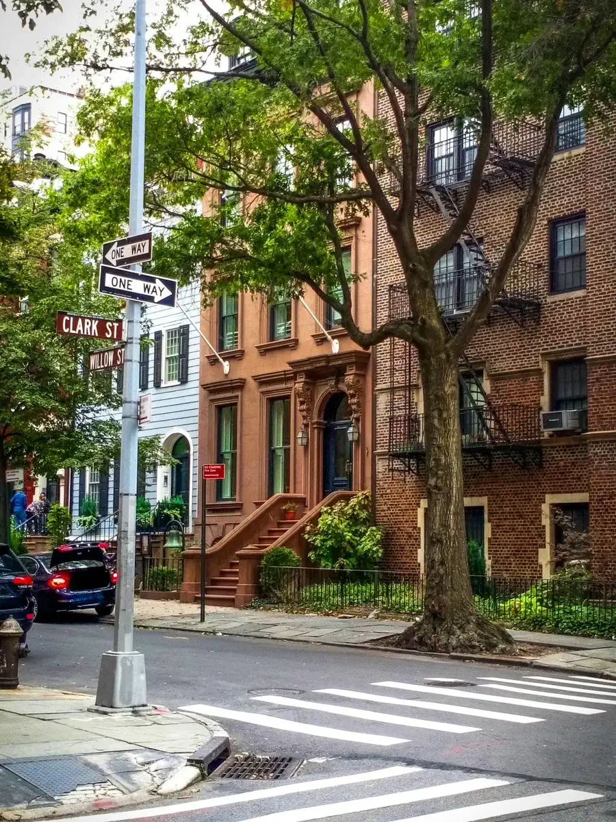 Upper East Side prewar block